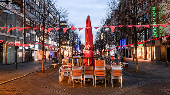 Германия регистрира почти 32 000 нови случая на COVID-19 за ден